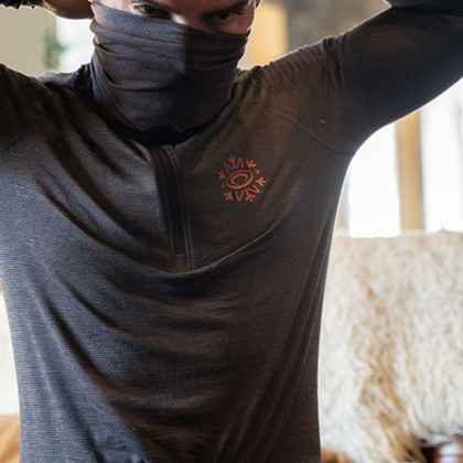 Artic Merinos Technical Top – Anthracite / Red