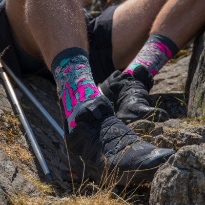 TRAIL ULTRA HIGH City vs Mountain Socks - Collector DBDB
