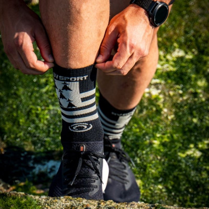TRAIL ULTRA HIGH socks "Brittany"
