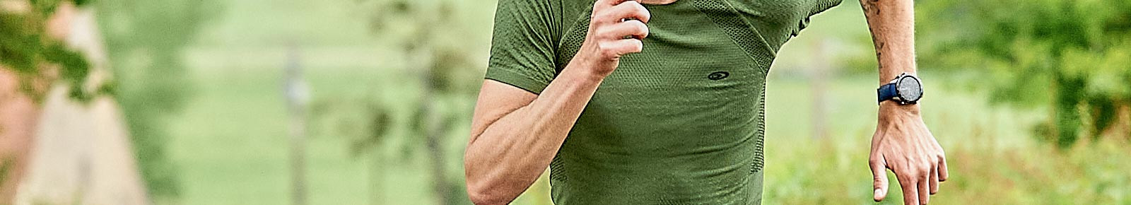 T-shirts with muscle support